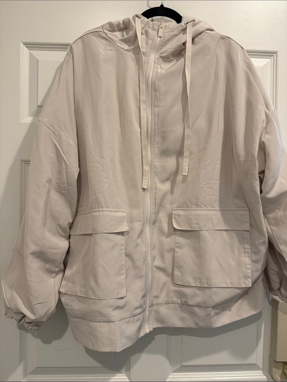 ALO Yoga Cream Lightweight Hooded Jacket - Picture 2 of 4